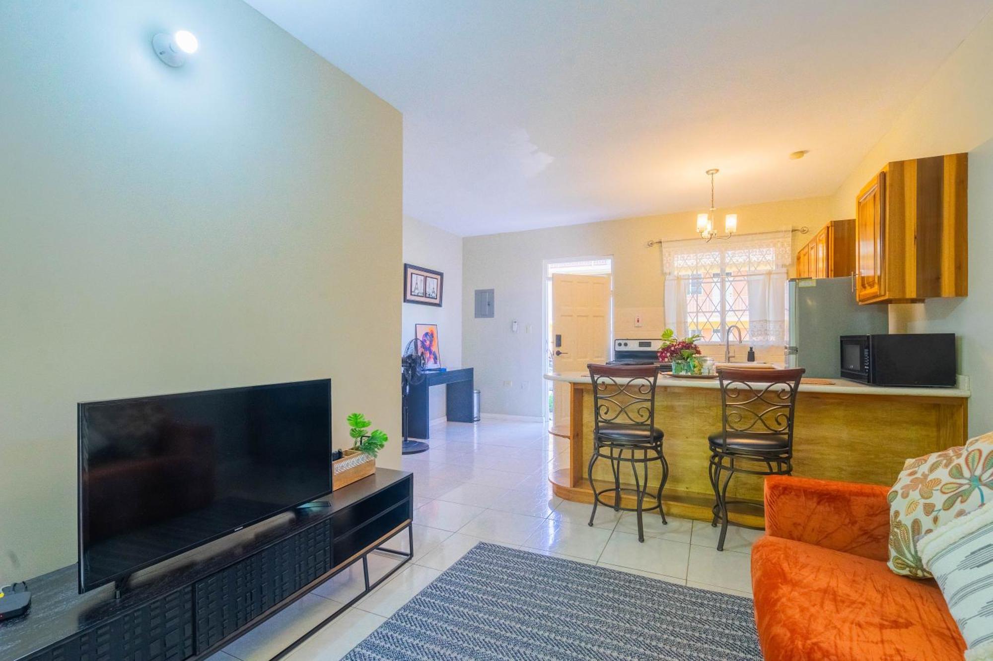 Musgrave Annex- Comfy 1 Bedroom Apartment On The Ground Floor كينغستون المظهر الخارجي الصورة